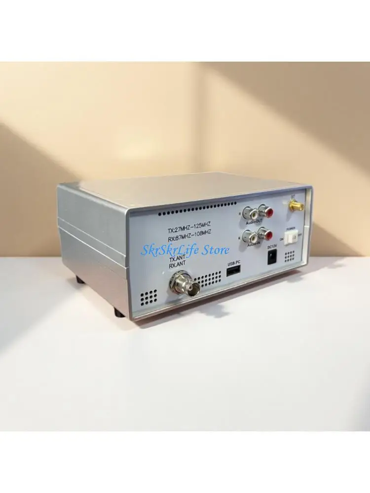 

E65E High Sensitivity FM125 FM Radio Receiver With Enhances Auditory For Music Lovers