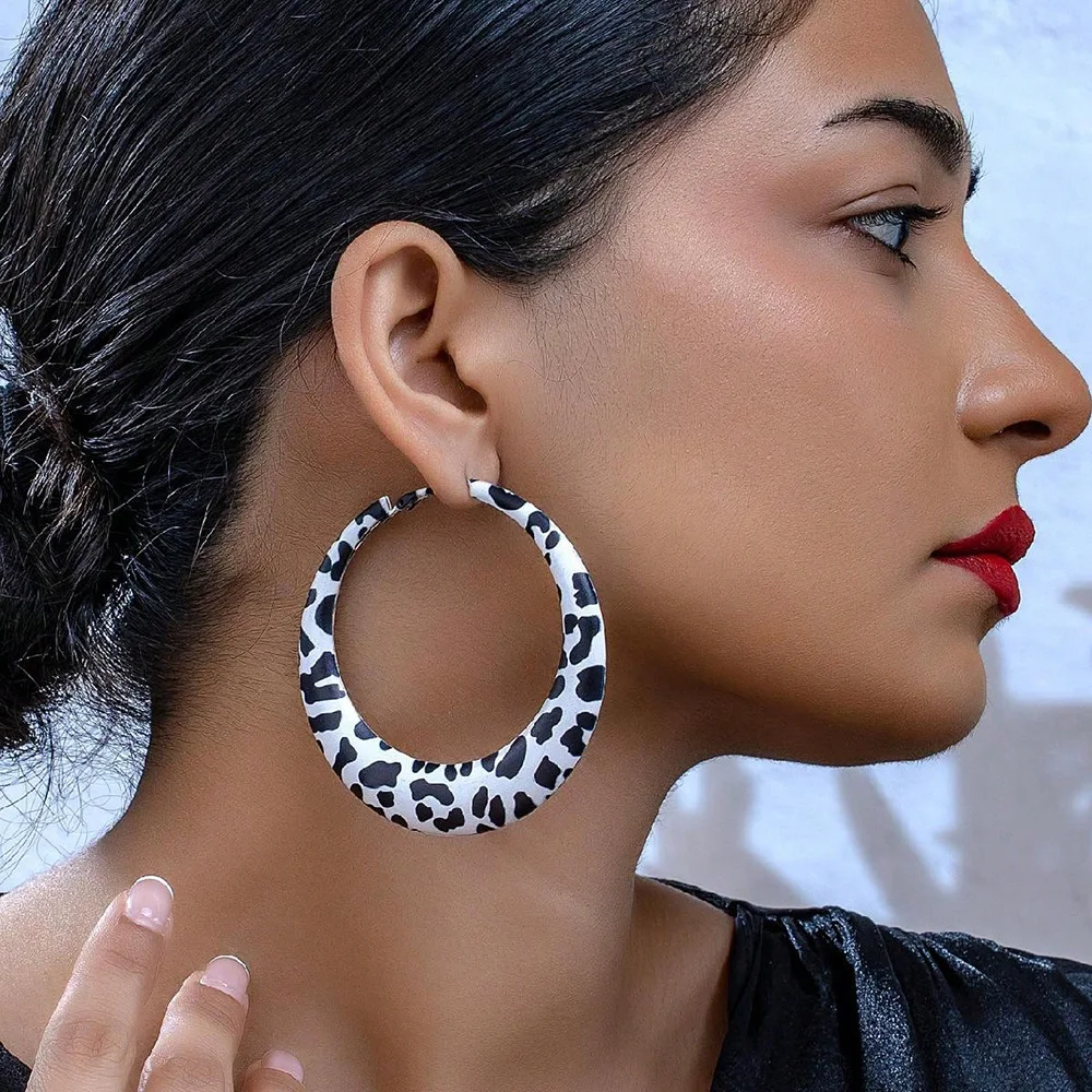 Niche Fashion Leopard Zebra Print Earrings For Women Fashion Hot Sexy Ears Jewelry Ladies Gifts Party Office Casual Accessories