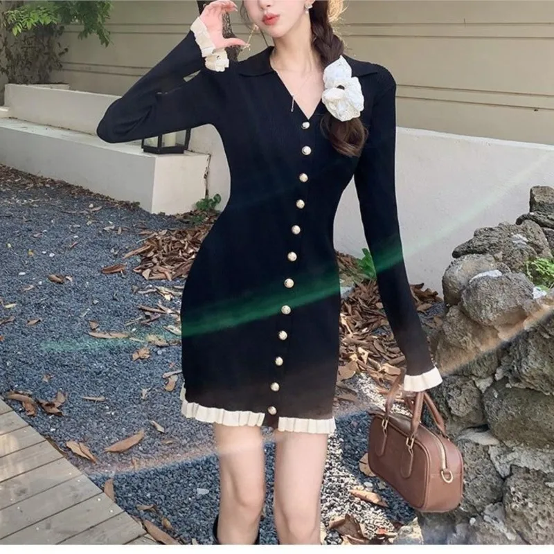 

B-Toto French V-neck Small Fragrant Style Waist Cinched Knitted Dress Spring New Women Clothing Design Wooden Ear Sweater Skirt