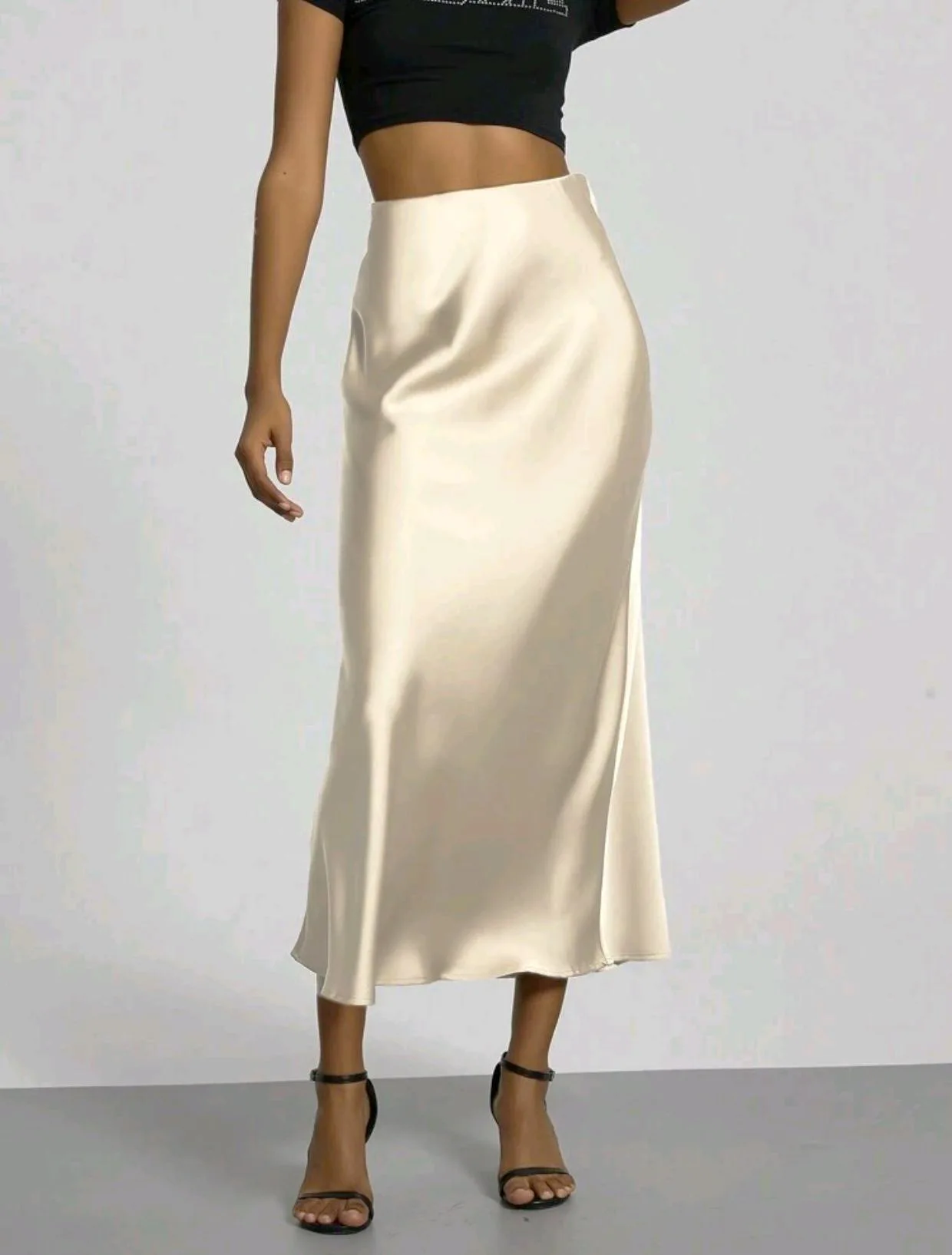 2026 Women's Elegant Silk Satin Long Skirt Slimming Drapey Wrap Bodycon Half-length Versatile European Style Fashionable