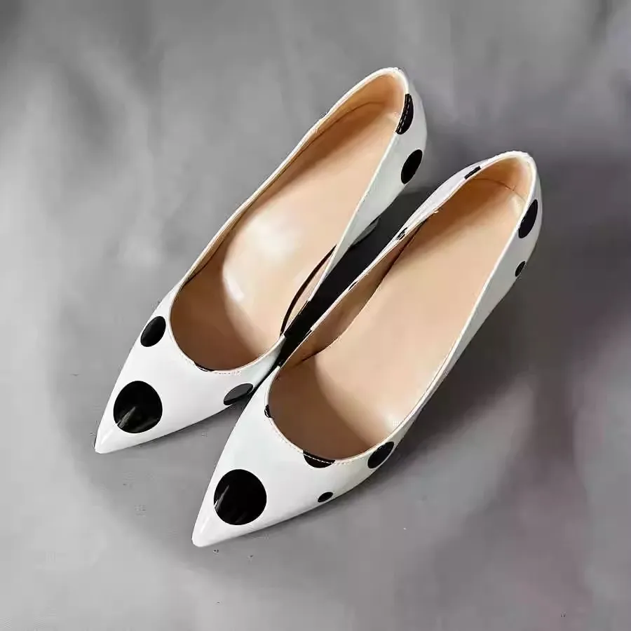 

2025 Spring New Women's High Heels Pointy Toe Thin Heel Shallow Elegant Casual Daily Office Large Size Lady Single Shoes