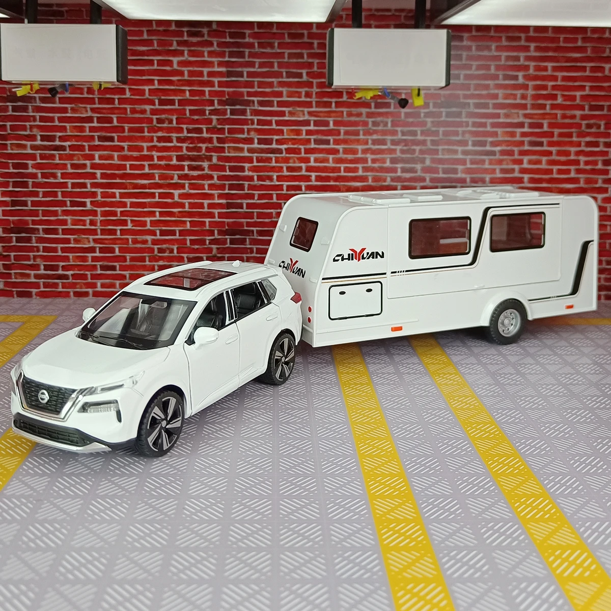 

1:32 Nissan X-Trail прицепная модель автомобиля из сплава, двери и багажник капота, можно открыть, подходит для коллекции и можно подарить в подарок