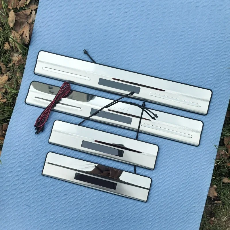 

Для Volvo XC60 2008-2017 Высококачественное светодиодное зеркало из нержавеющей стали, крышка двери автомобиля, наружная накладка на порог, Стайлинг автомобиля