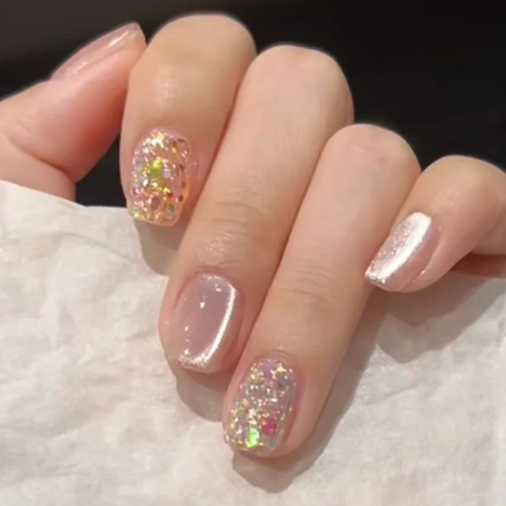 Cat Eye Glitter Poeder Frans Wit Korte Ellips Amandel Nep Nagel Golvende Strepen Afneembare Afgewerkte Nepnagels Druk op nagels