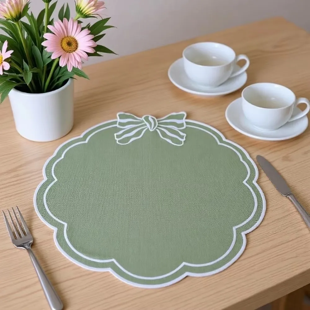 High Quality Washable Linen Napkin Reusable Vintage Wavy Edge Embroidered Bowknot Napkin Table Mat Table Decoration