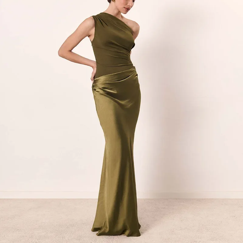 セクシーなワンショルダーエレガントなスプライシングロングドレスレディーススキュー襟中空自由奔放に生きるドレス春夏背中の開いたノースリーブパーティードレス