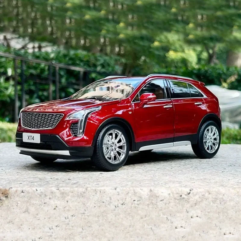 

1/18 сплав XT4 2022, внедорожник, литая под давлением модель автомобиля, внедорожник, красная имитация автомобиля, игрушки для мальчиков, подарки, коллекция украшений