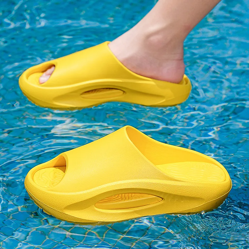 

Модные желтые туфли для ванной, мужские шлепанцы, удобные мягкие мужские тапочки из ЭВА, летние сандалии на нескользящей платформе для мужчин, pantuflas hombre