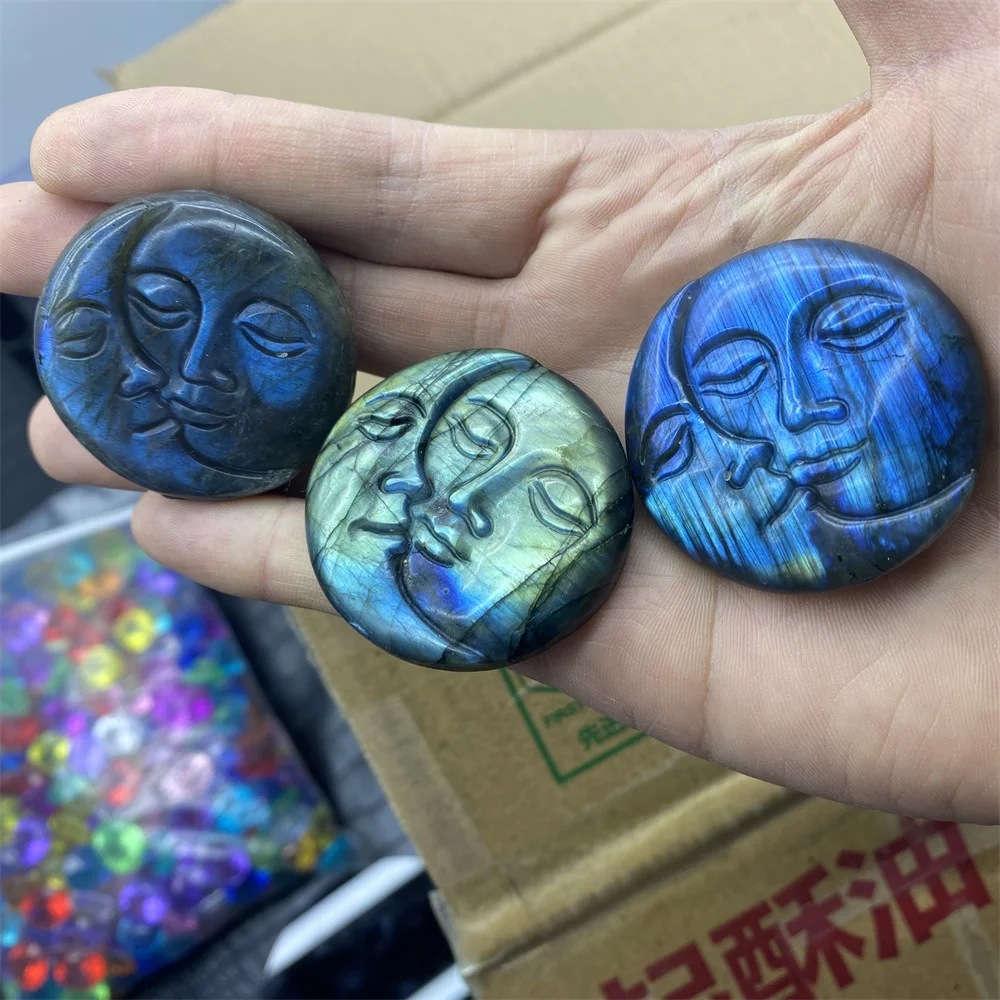 Natural Labradorite Carving Sun Moon Face Hand-Carved Crafts Ornaments Crystal Minerals Meditation Home Decoration Gifts