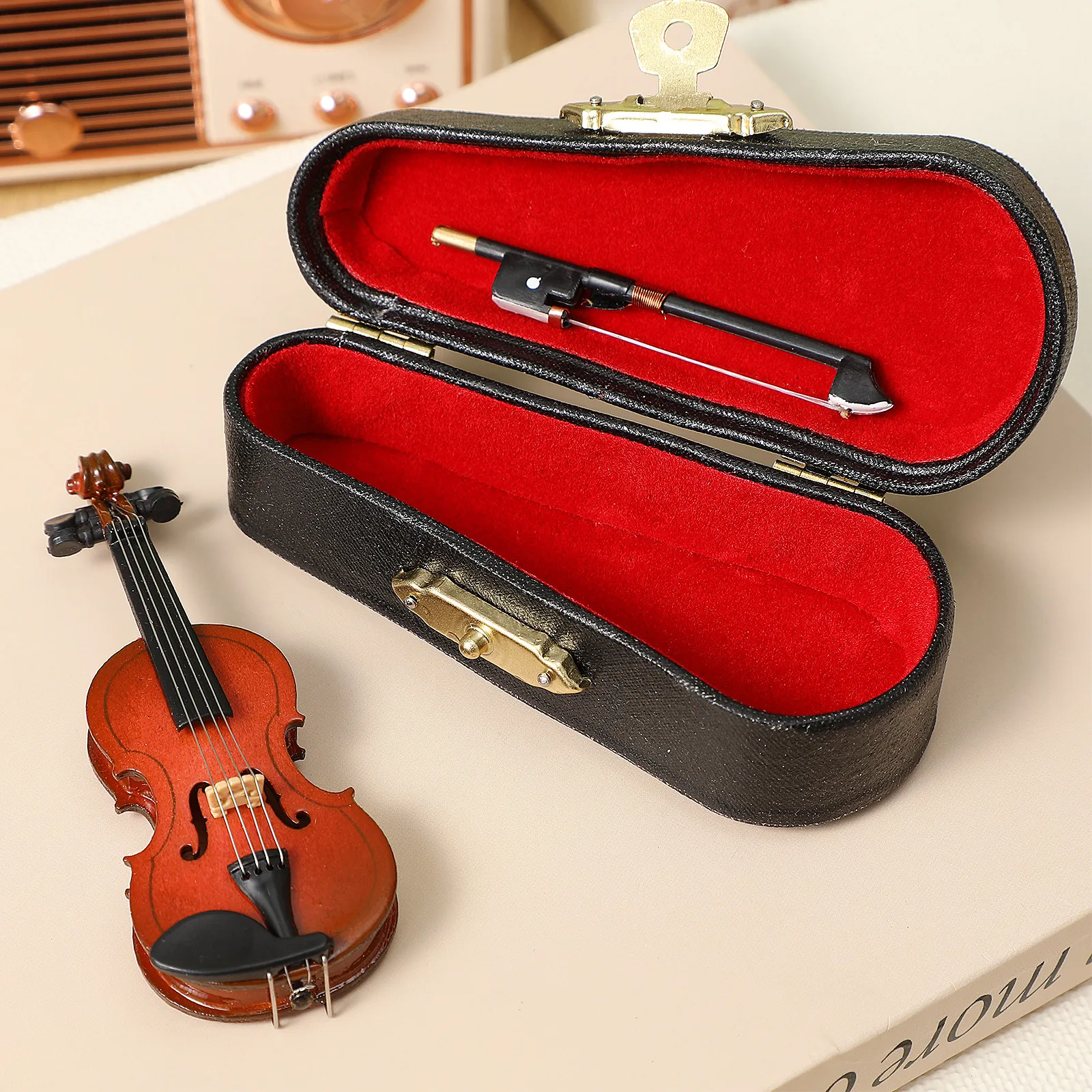 1Set Smooth Wood Mini Violin Desktop Decor Elegant Romantic Furnishing Match Realistic Violin Ornament Studio
