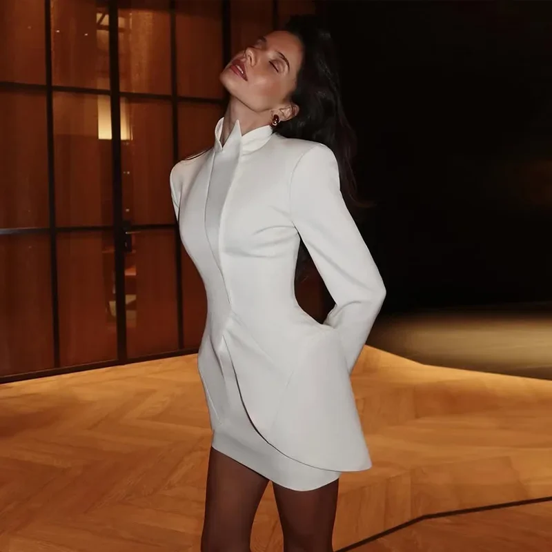 

Элегантный пиджак с воротником-стойкой, комплект с юбкой, женский однотонный костюм на молнии с длинными рукавами, пальто, мини-юбка, новинка весны 2024, женский городской наряд