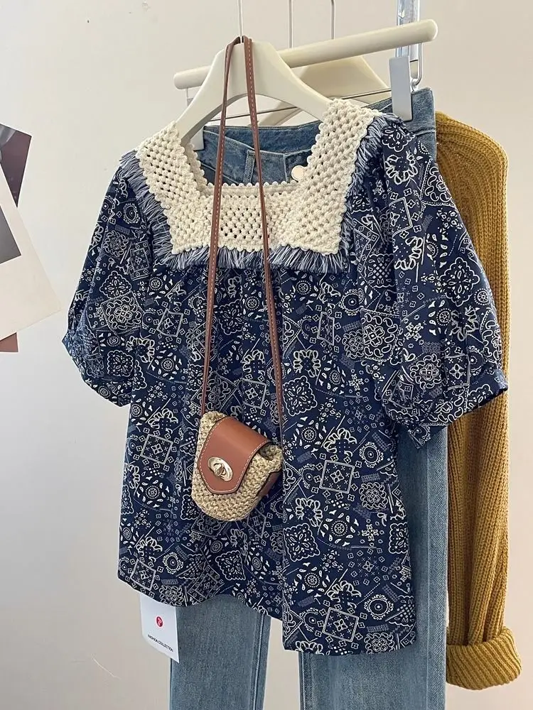 

Summer new design sense niche splicing hook flower hollow square collar top Korean retro floral shirt women