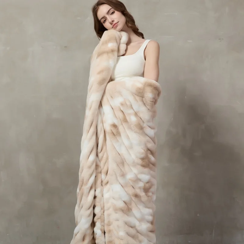 

Heavyweight Cozy Faux Fur Throw Blanket – Soft Warm Breathable Microfiber, Winter Home Decor for Couch, Sofa or Bedroom