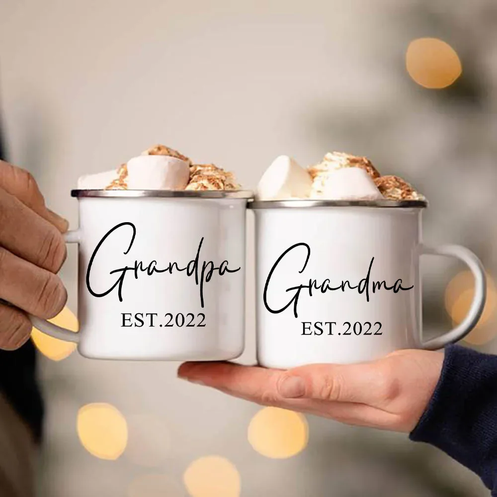 Pregnancy Announcement Coffee Mugs For Grandparents Grandma and Grandpa est 2022 tea cup Gifts mug for New Grandparents