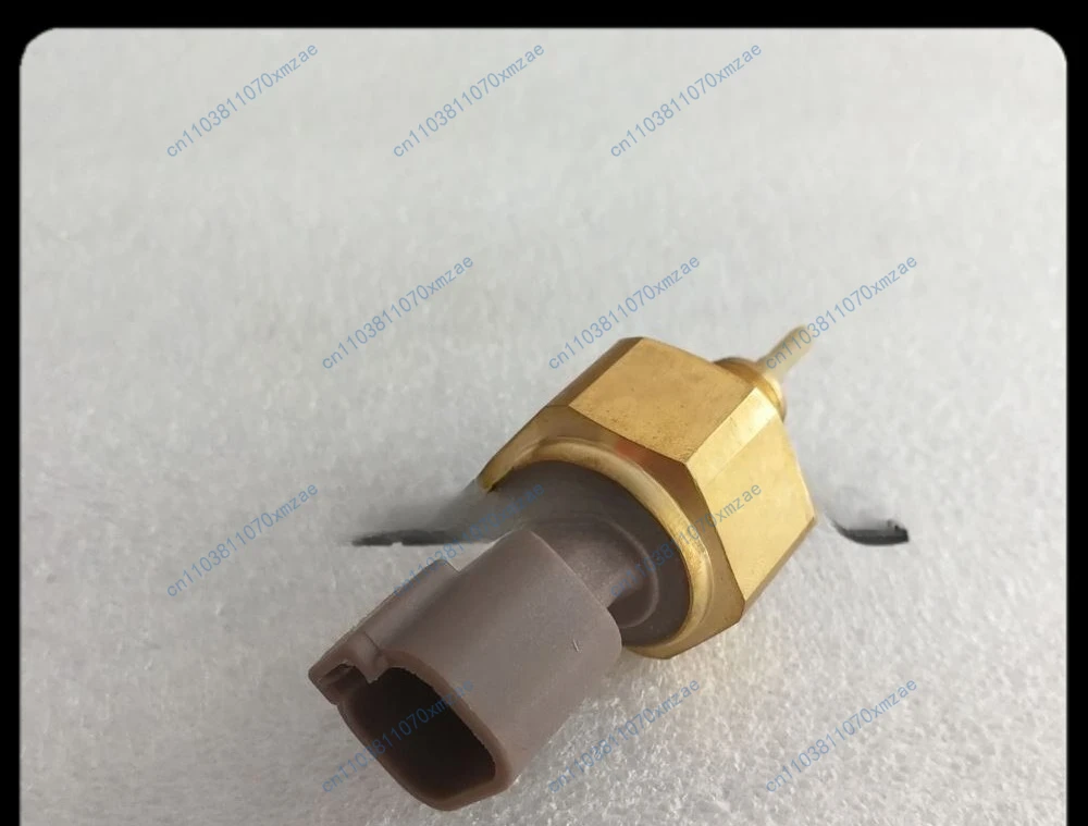 4921483 Motore a combustione interna Sensore motore QSL9 Macchinari minerari motori marini Spina di rilevamento temperatura 4921483