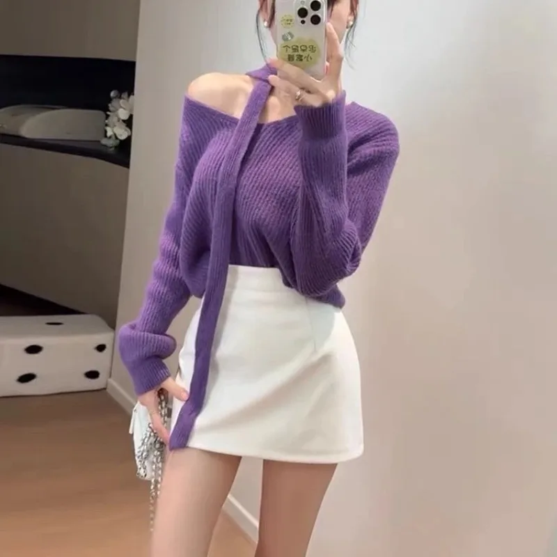 Damski koreański zestaw na wiosnę i jesień: elegancki sweter z dekoltem w serek, mini spódniczka, dwuczęściowy komplet, dzianinowy sweter, szal, biała spódnica, stylizacje 2026