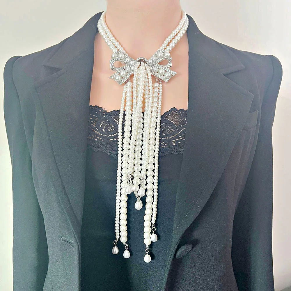 

Baroque Luxury Necklace with Butterfly Bow Imitating Pearl Long Tassel Sweater Chain Collarbone Chain Accessory for Women