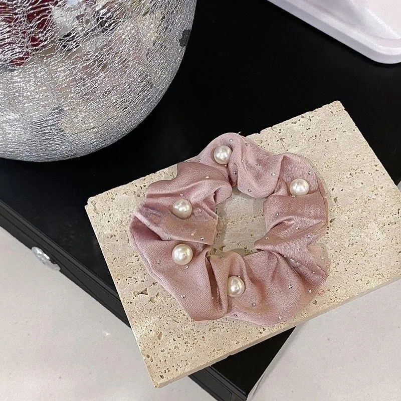 حبل شعر لؤلؤي من القماش البسيط للمرأة أنيق لا يسبب ضررًا لربطات الشعر على الموضة للفتيات على شكل ذيل حصان عالي