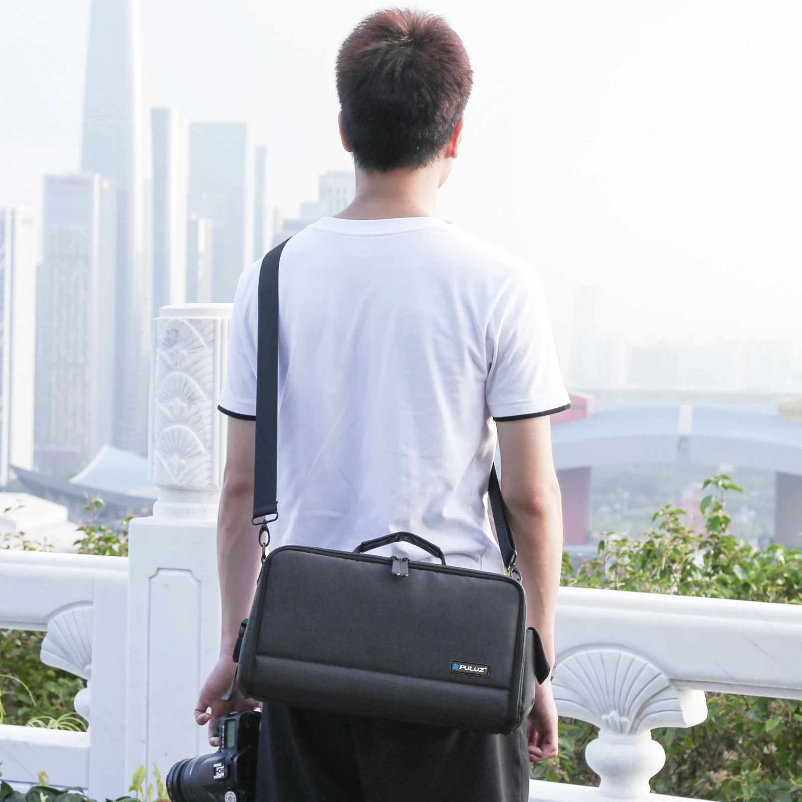 PULUZ DSLR Camera & Lens Shoulder Bag For Nikon Sony Canon Photography Equipment Water-resistant Shoulder Bag For Outdoor Travel