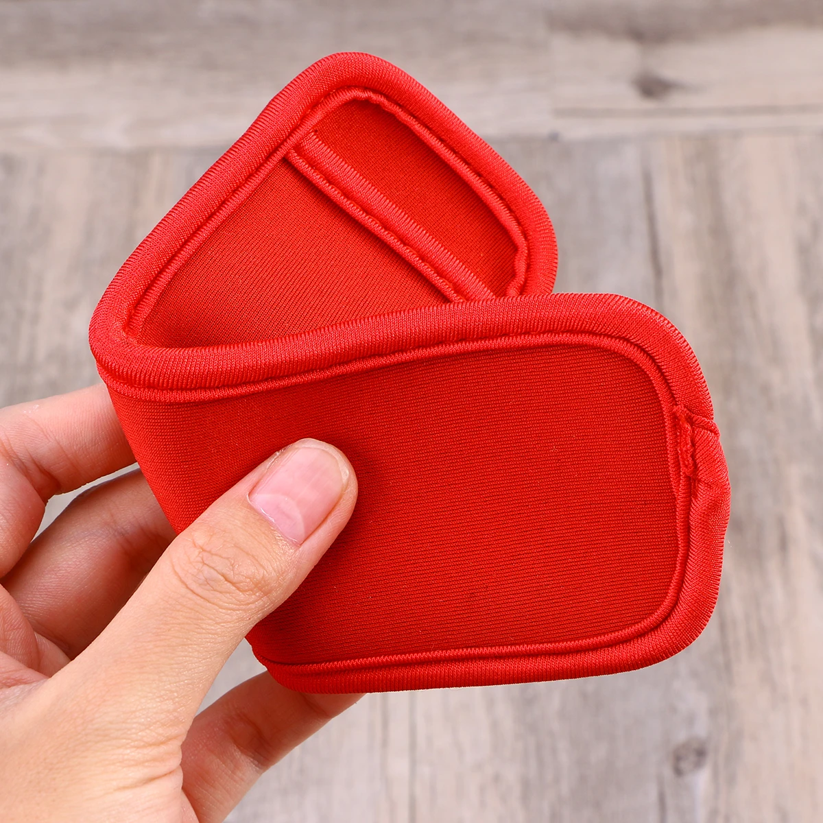 

12pcs Neoprene Fabric Popsicle Holder Antifreezing Reusable Protective Ice Sleeves Bags (Random Color)