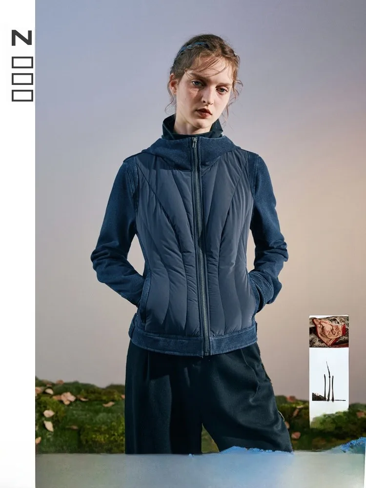 

Легкий синий пуховый жилет 2025 года, новая зимняя модель, с джинсовыми вставками, приталенный, для женщин, повседневная верхняя одежда, с капюшоном