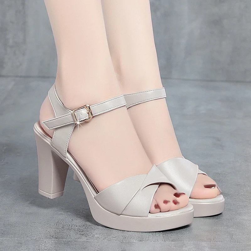 Summer Women Thick Heel Waterproof Platform Light Weight Comfortable Peep Toe High Heel Shoes Casual Soft Leather Mother Shoes