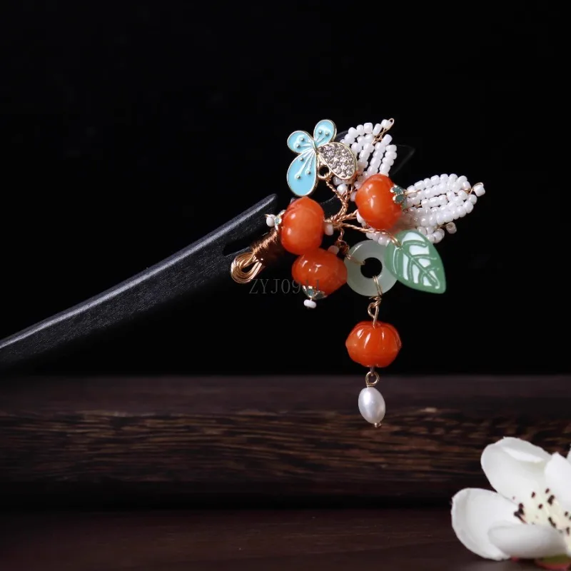 Épingle à cheveux en bois avec pompon fait à la main, disque en perles de citrouille, couvre-chef quotidien simple, accessoires cheongsam