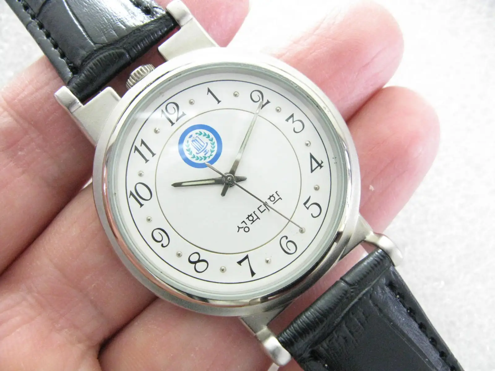 Seung hwa University Memorial Watch  South Korean Quartz Special Shape（since 1997）