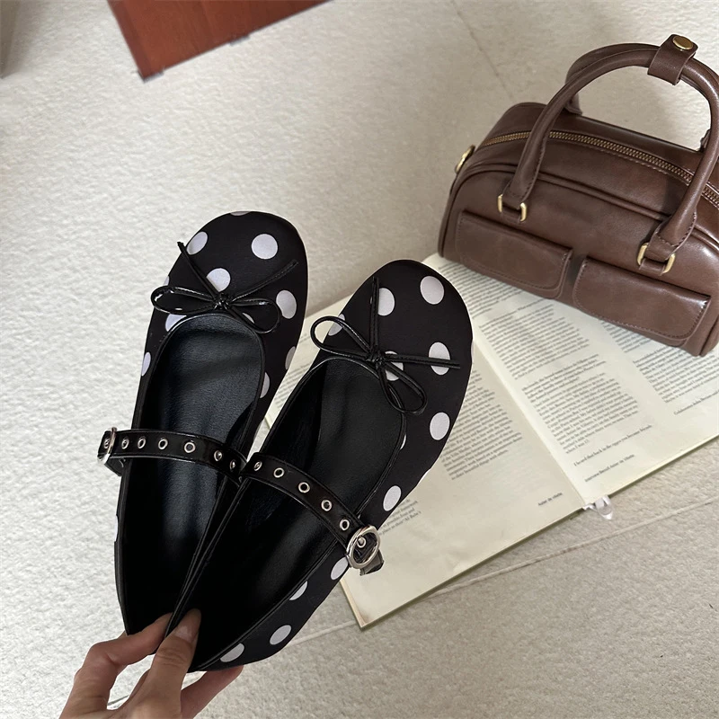 

IPPEUM Ballet Flats With Polka Dots 2026 Kawaii Shoes New Fashion Mary Janes
