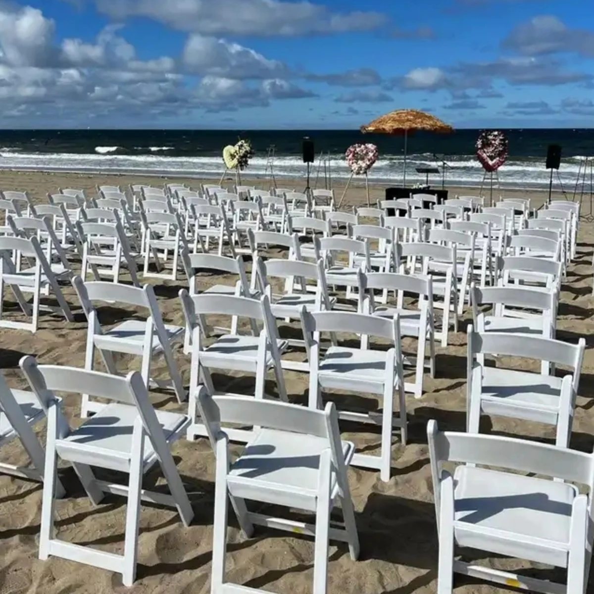 56pcs）Wholesale White Slat Beach Wedding  Resin ChairBanquet Party Winbledon Folding Chairs For Event 284