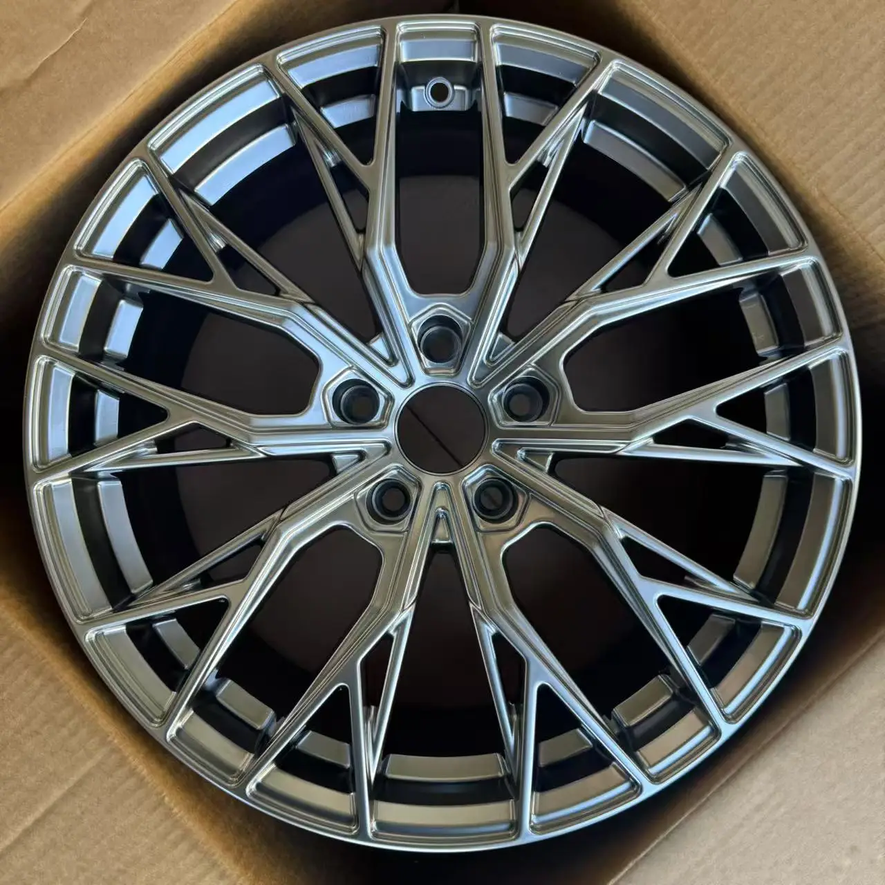 18-20 Inch Lightweight Flow Form Aluminum Alloy Passenger Car Wheels Multi PCD 5x100 5x108 5x112 5x114.3 5x120 Rims