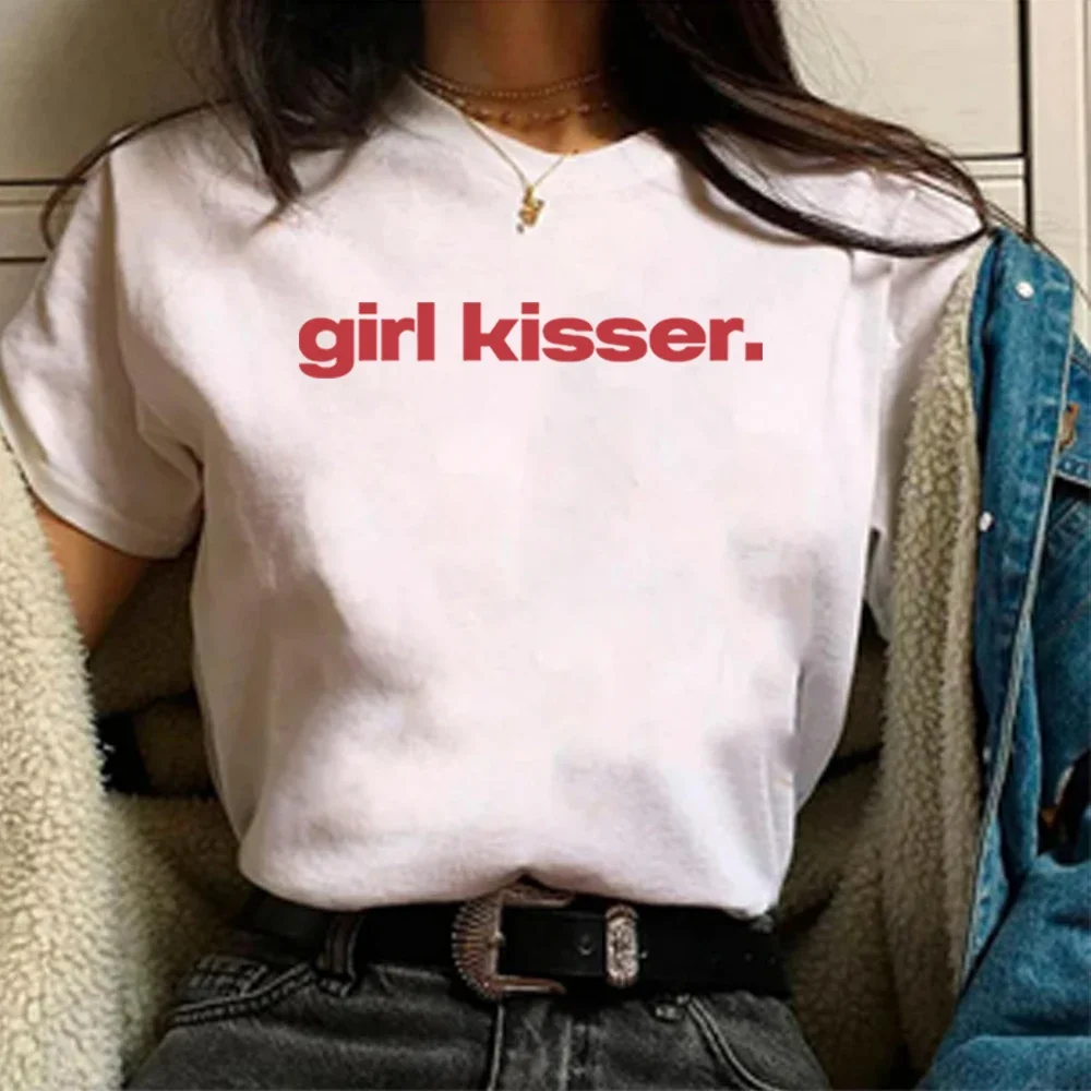 Funny Lesbian Girl Kisser Pride LGBTQ WLW Pansexual Bisexual T-Shirt Y2k Streetwear Retro Short Sleeves Shirts Women Casual Tops