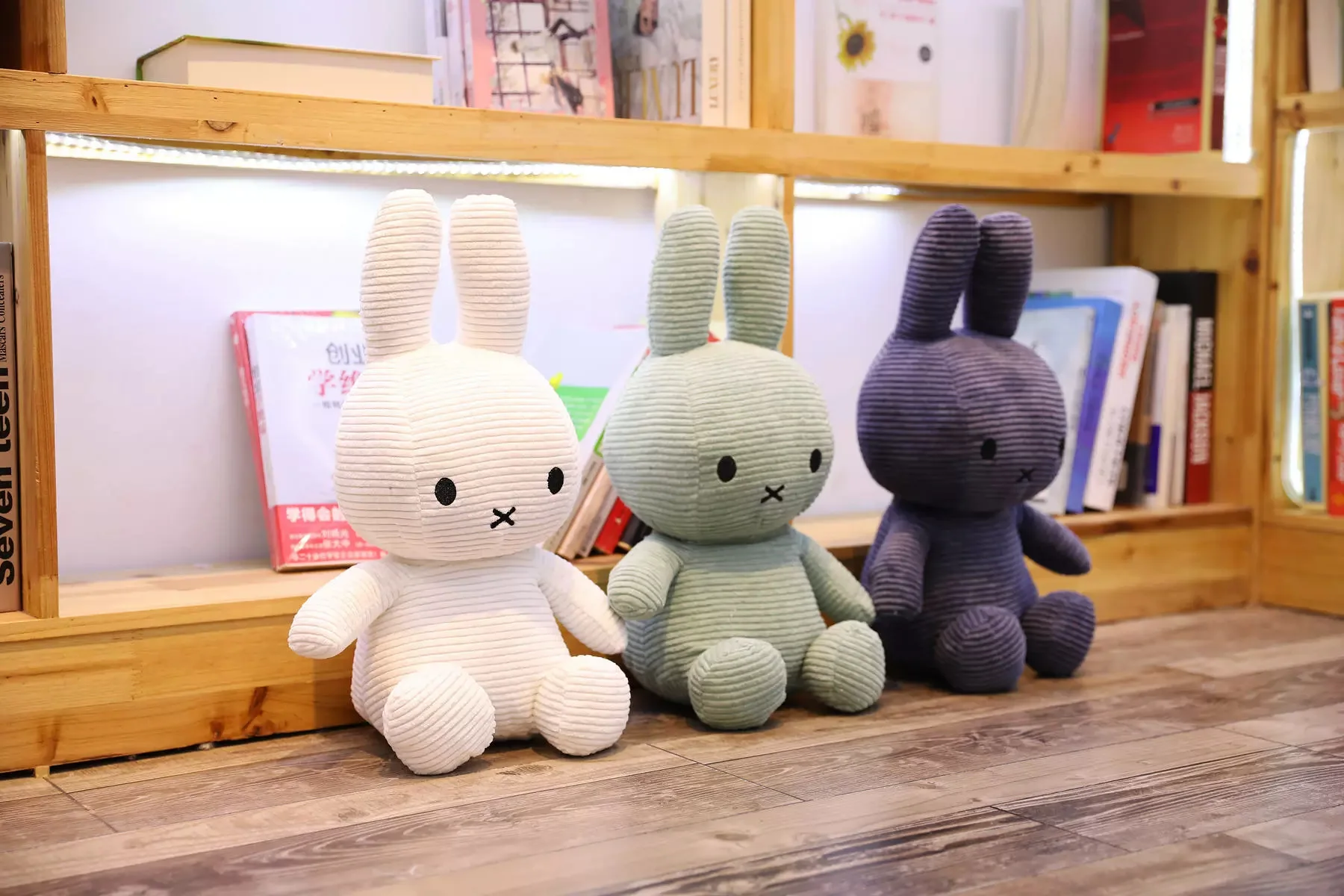 Niedliches Cartoon Miffy Kaninchen Plüschtier, Weiche Baumwollpuppe, Einfacher Schlafbegleiter, Kinder-Komfortkissen, Geschenkspielzeug – Detail 6