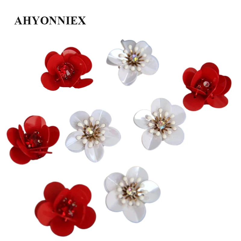 AHYONNIEX 10Pcs/lot Red White Sequins Flowers Patches Beads Patches Sew On Applique Clothes DIY Sweater Shoes Bags Patches