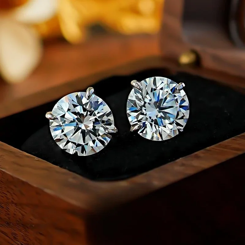 4-carat Round Diamond Earrings for Women,925 Silver Simple Inlaid High Carbon Diamond Earrings,Stylish and Versatile for Couples