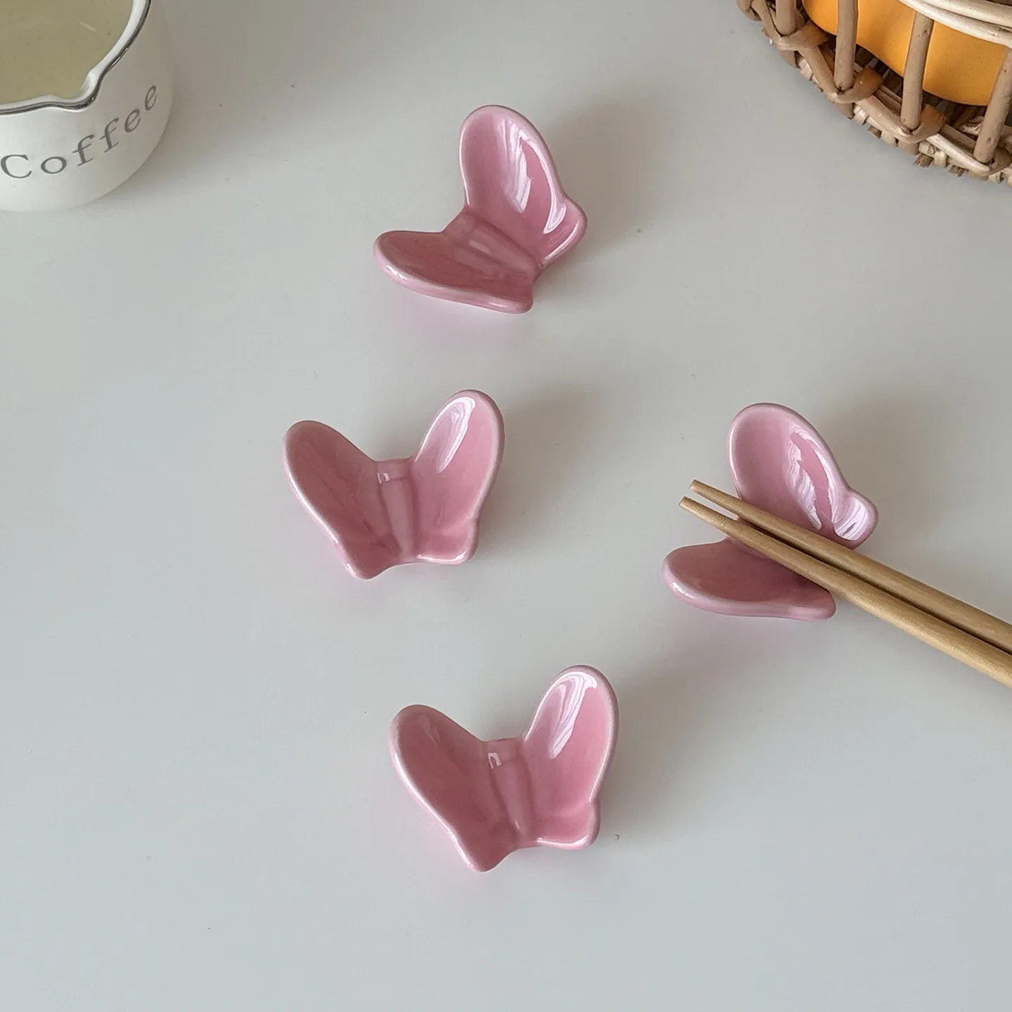 Ceramic Pink Butterfly Girlish Chopstick Stand Home Creative Tableware Rack Decoration Cherry Blossom Chopstick Stand Decoration