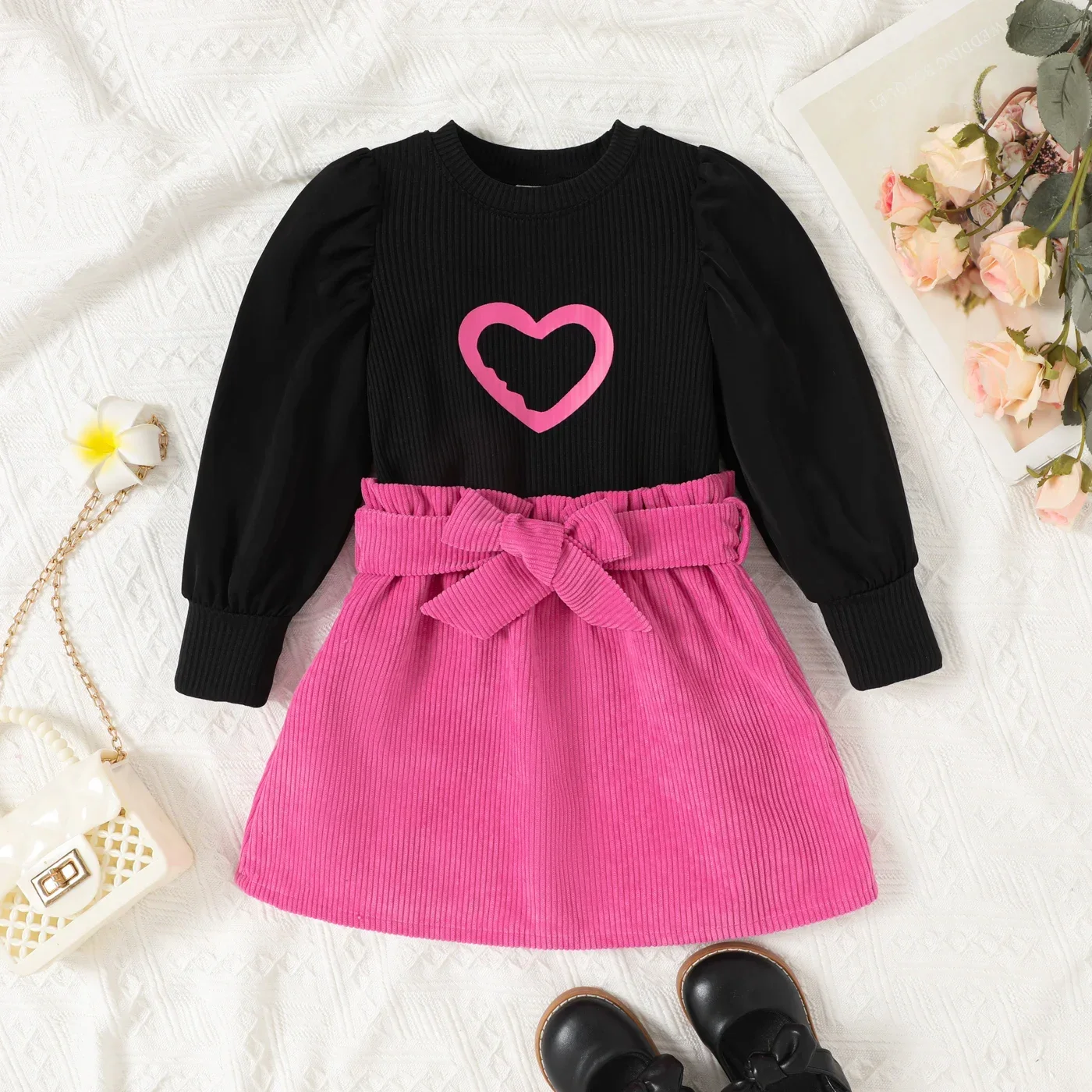 PatPat 2pcs Toddler Girl Heart Print Ribbed Long-sleeve Top and Belted Solid Skirt Set Suitable for Summer Season