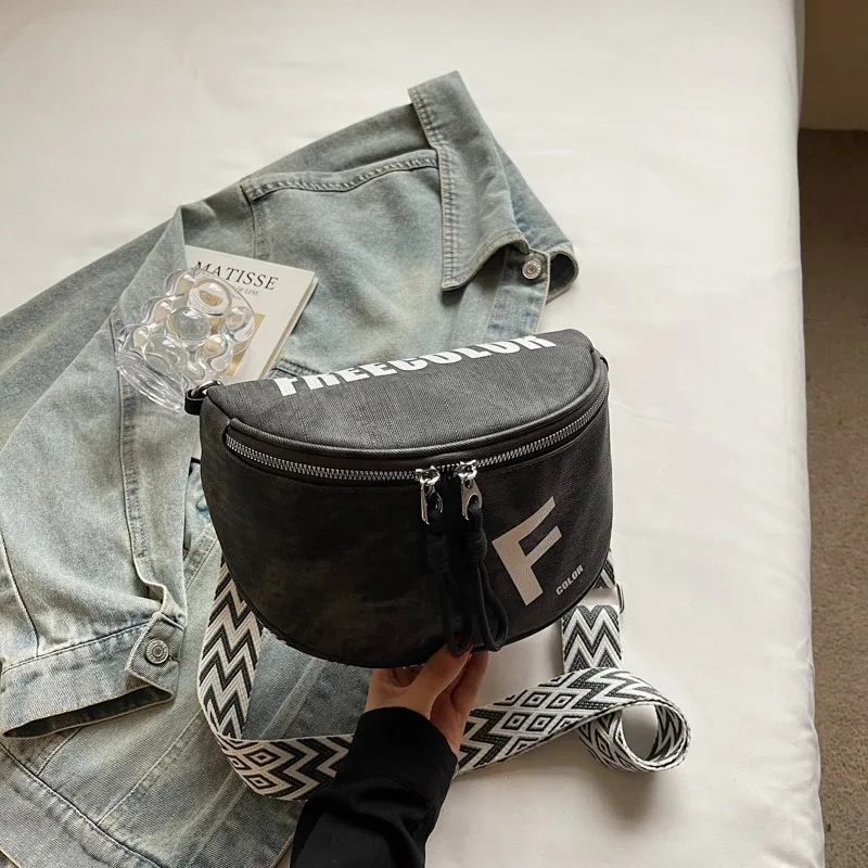 

Luxury Letter Printed PU Leather Fanny Packs For Women 2026 Trendy Waist Bag Female Waist Pack Wide Strap Crossbody Chest Bag
