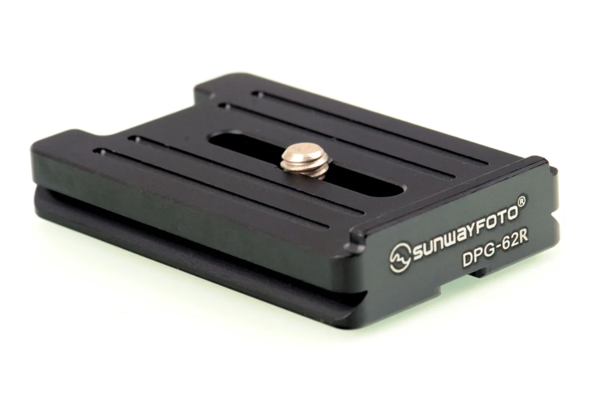 Sunwayfoto Universal Quick-Release Plate，Compatible with all Arca style clamps,Really Right Stuff clamps DPG-62R