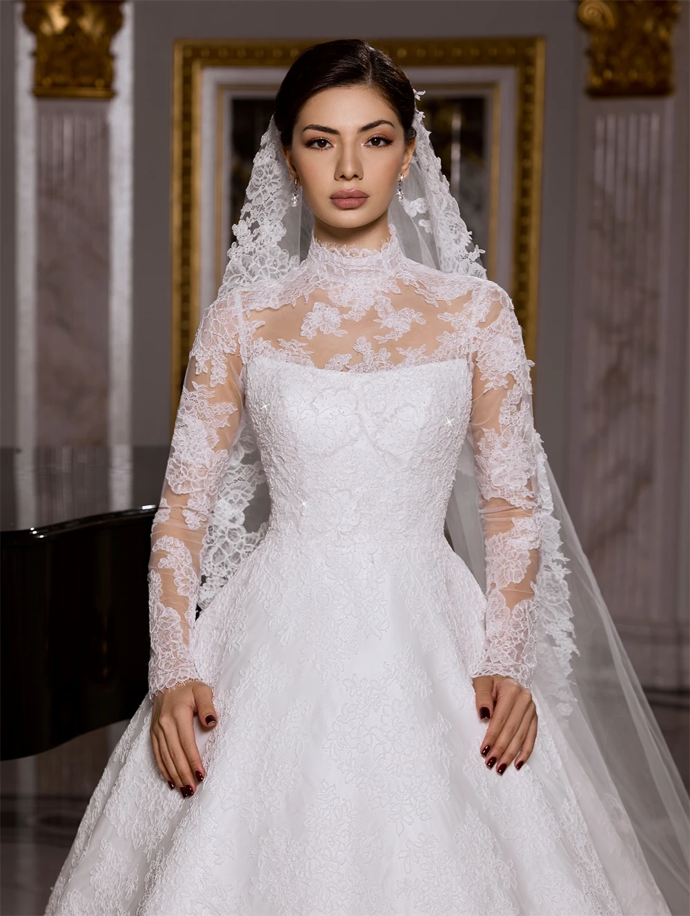 

Customized Dreamy White Lace Wedding Dress Formal O-Neck Long Sleeves Bridal Gowns Classic A-Line Court Train Robe de mariée