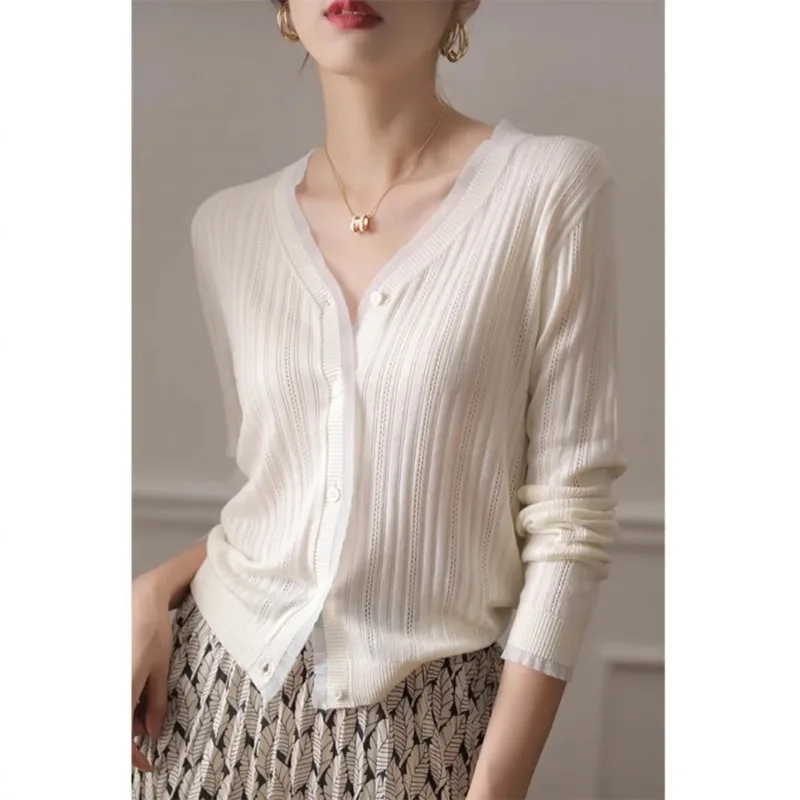 

Spring 2025 Women's V-neck Knitted Open Cardigan Slimming Long Sleeve Soft Cozy Feel Fashionable Sweater Trendy Pullover Top