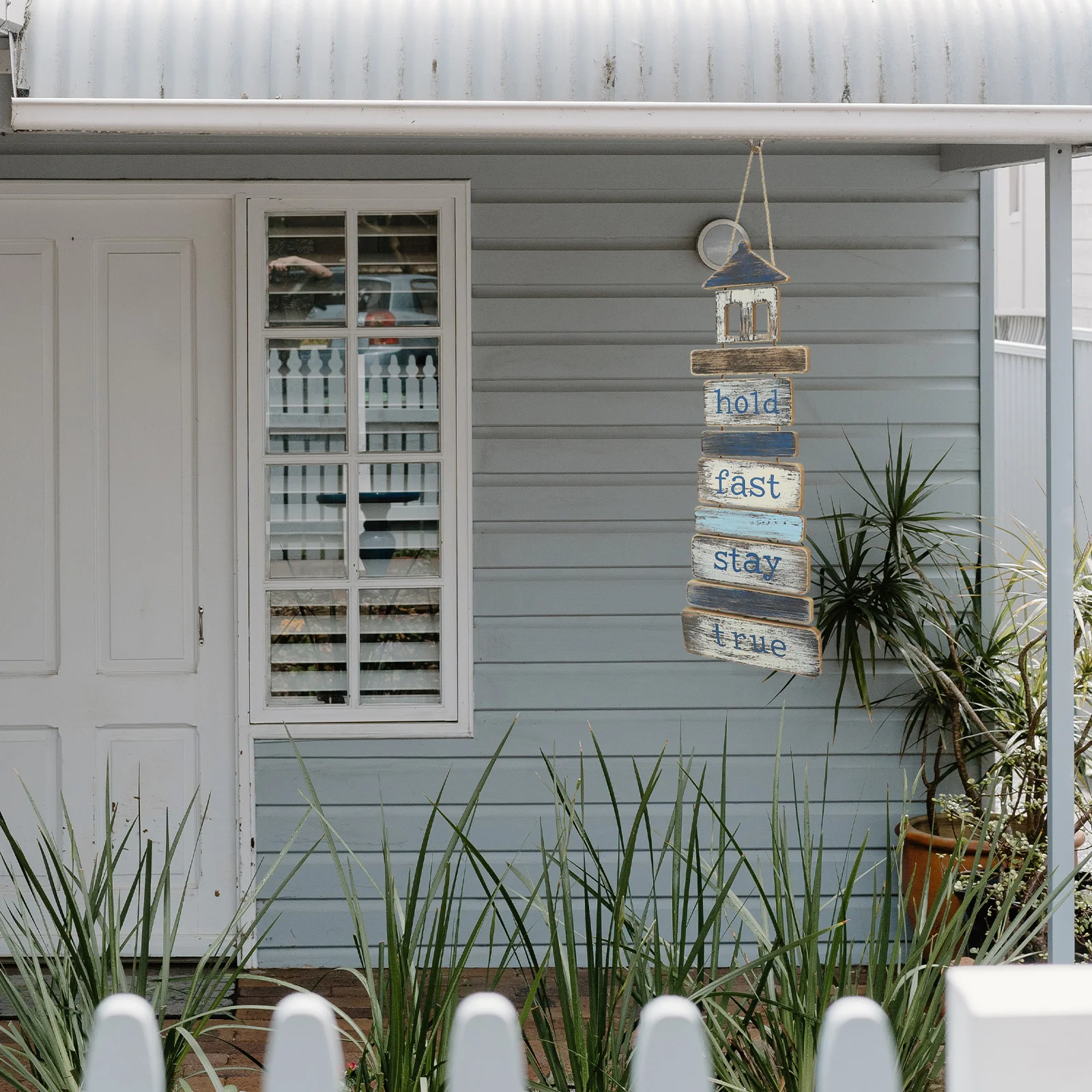 

Retro Fish Listing Decoration Nautical Lighthouse Signage Beach Signs for Home Wall Hemp Rope Welcome Ornament Seaside