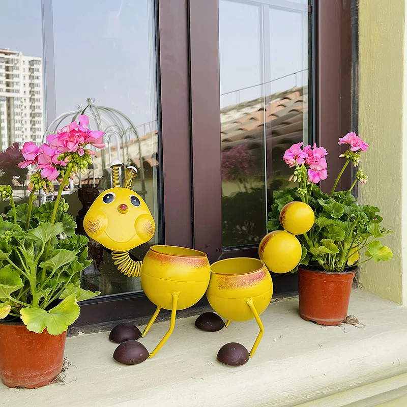 American retro wrought iron caterpillar small flower pot indoor outdoor garden balcony courtyard decorative flower utensils