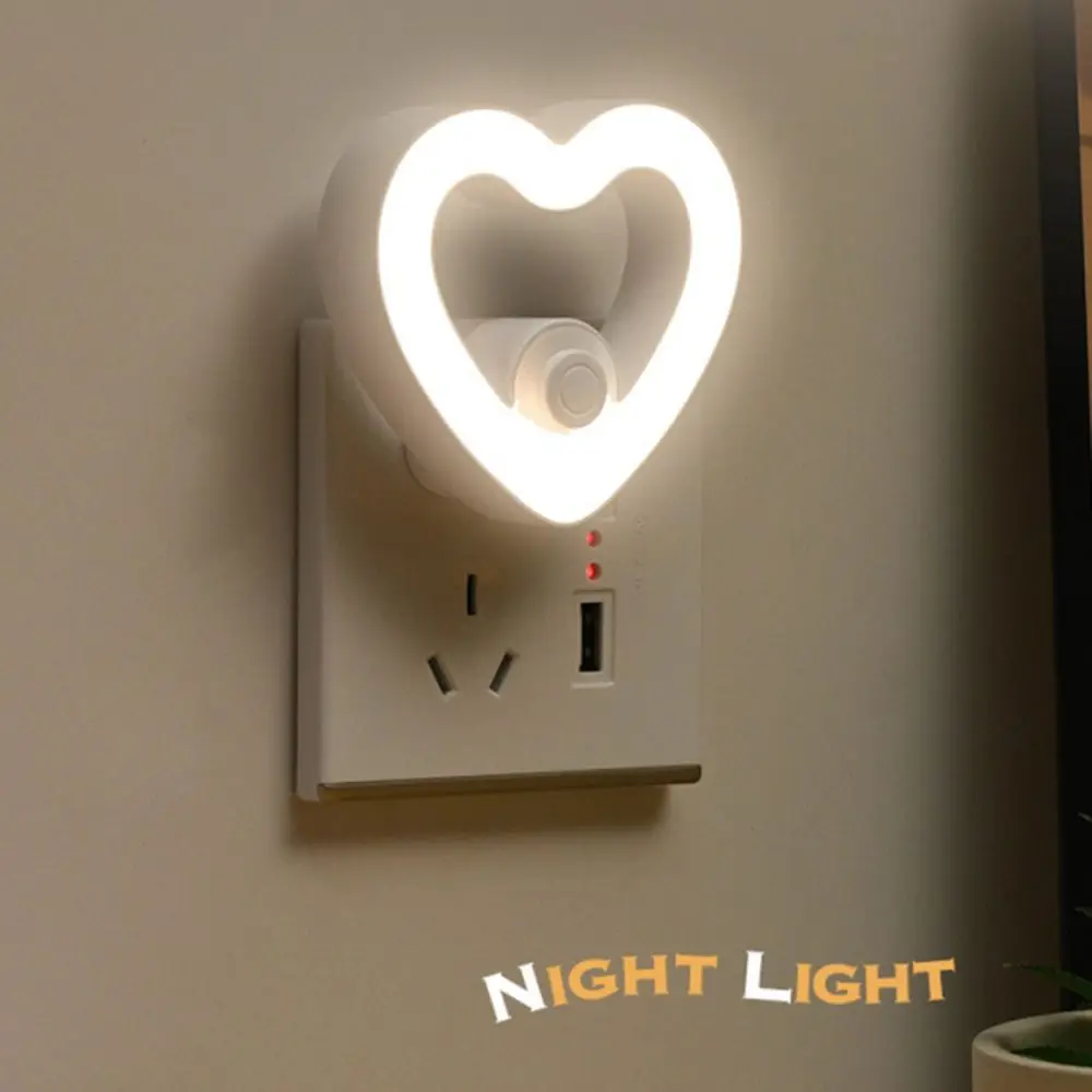 

Plug-in Love Night Light 3 Gears Adjustable Soft Light Cute Bedside Lamp Eye Protection Energy Saving Mini Wall Lamp