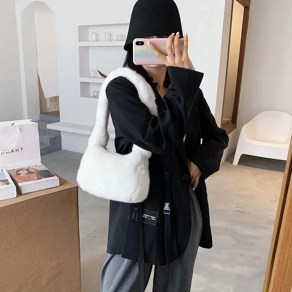 Women Plush Soft Handbag Fashion Solid Color Shoulder Underarm Bag Autumn Winter Fashion Comfortable Fluffy Female Tote Handbag