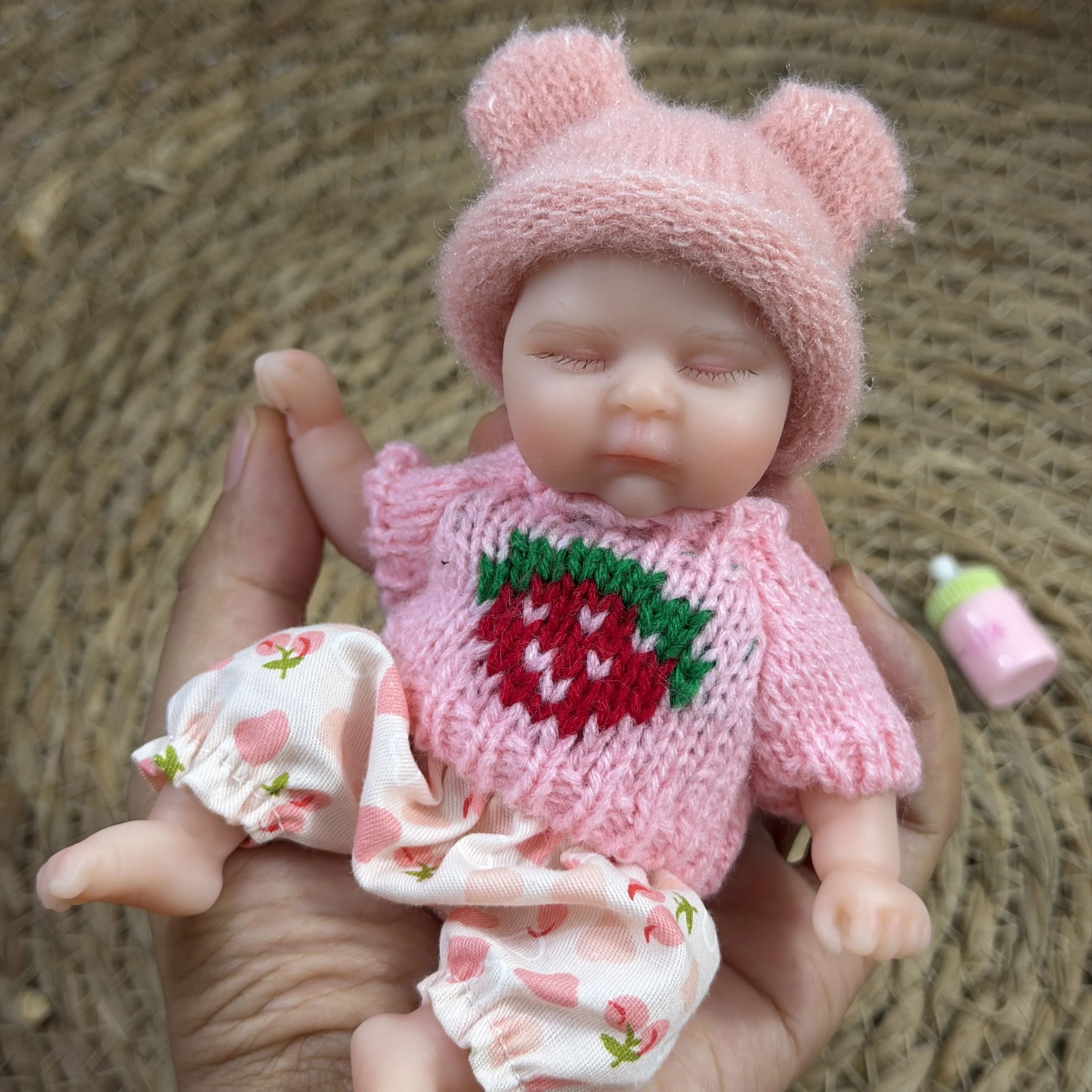 

15CM Chubby Peaches Full Solid Silicone Reborn Doll Washable Body Adorable 6 Inch Squishy Elastic Silicone Doll Gift