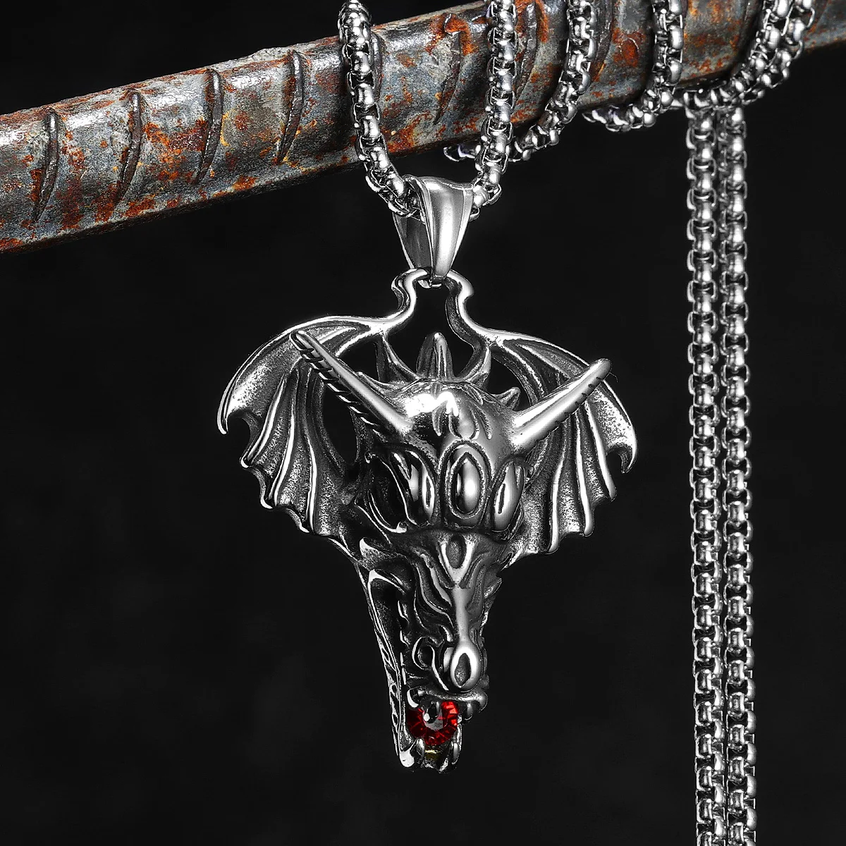 

Pterosaur Gemstone Men Necklaces Stainless Steel Pendant Chain Women Punk Fashion Jewelry New In Accessories Gifts Wholesale