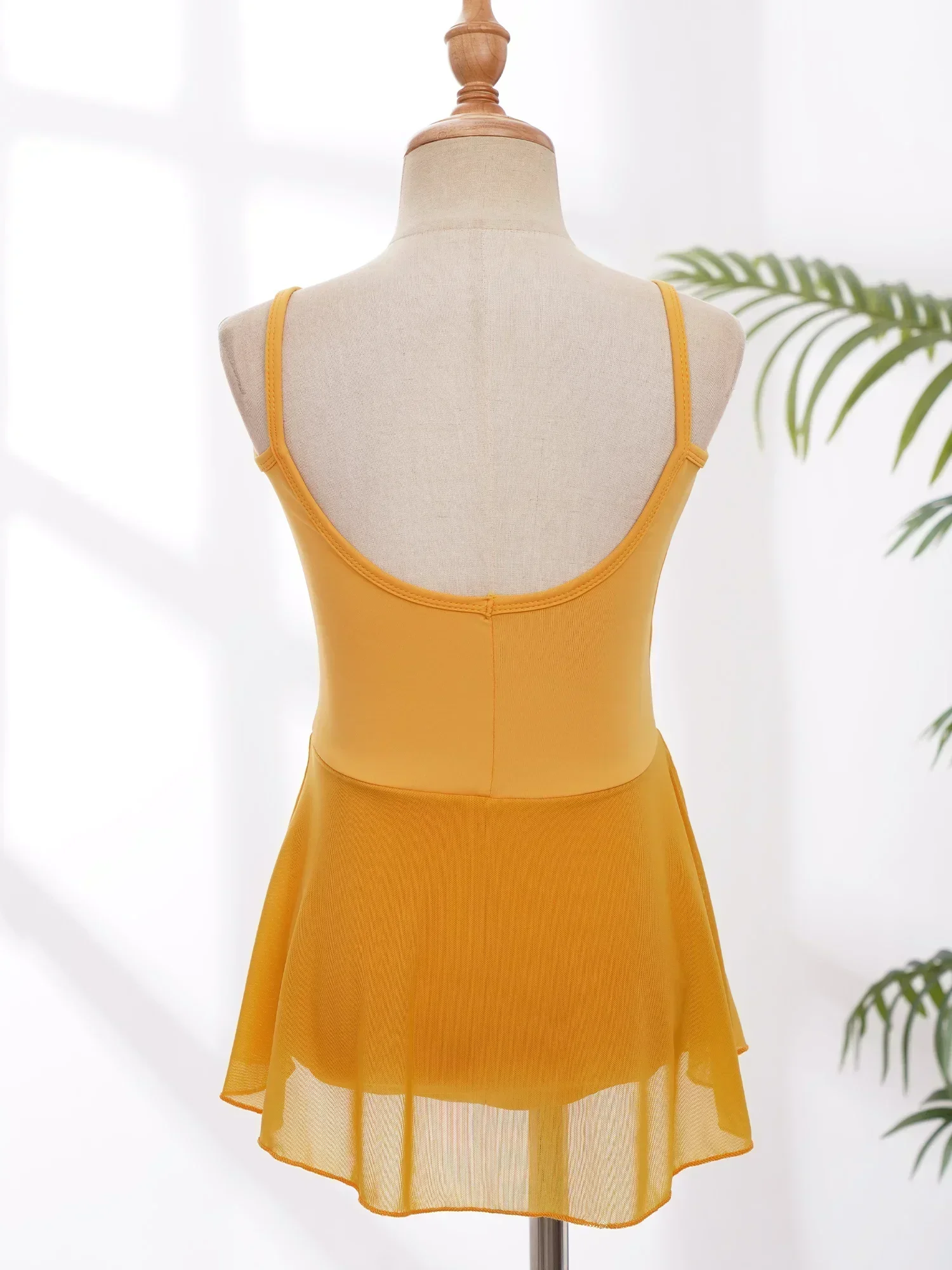 فستان باليه للفتيات للأطفال بدون أكمام بحمالات رفيعة وظهر منخفض للرقص متجنب يوتار راقصة الباليه الجمباز فساتين قصيرة للتدريب