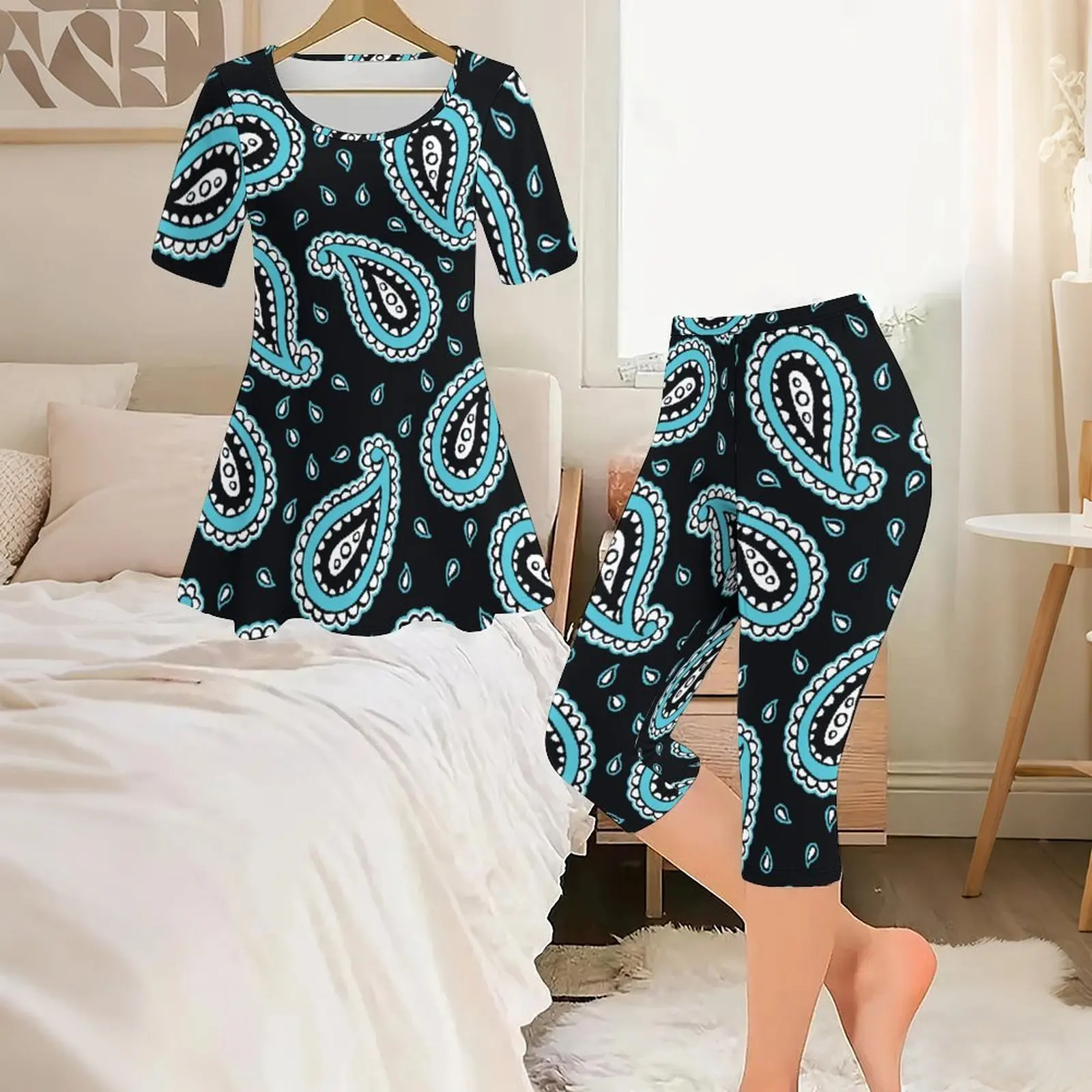 2pcs Fashion Leggings Set Women's Daily Top Slim Sport Pants Ladies Printed Pants Casual Jogger Pants Round Neck Short Sleeve