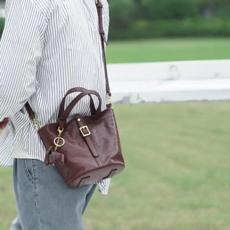 

casual luxury genuine leather women's handbag fashion designer handmade soft real cow leather female shoulder crossbody bag